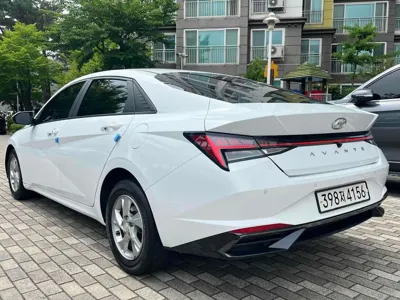 Hyundai Avante 2021, 110000 км, за 8400.07 USD - фото 6