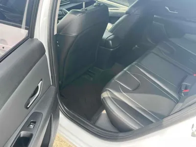 Hyundai Avante 2021, 110000 км, за 8400.07 USD - фото 10
