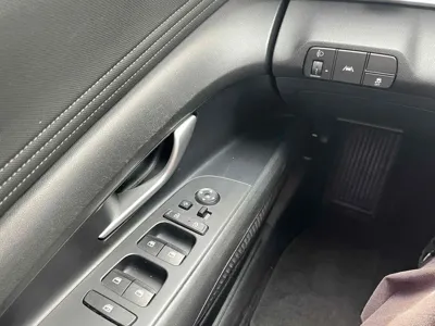 Hyundai Avante 2021, 110000 км, за 8400.07 USD - фото 14