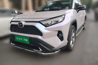 Toyota RAV4 · 2021 год