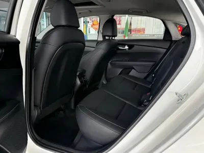 Kia K3 2022, 40000 км, за 11944.24 USD - фото 8