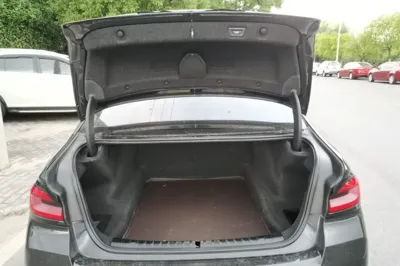 BMW 5 Series 2021, 60300 км, за 32313 USD - фото 22