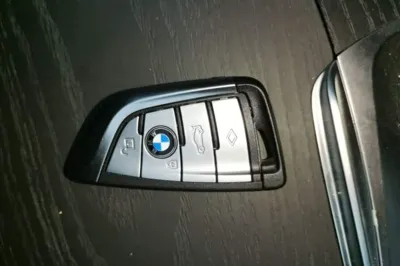 BMW 5 Series 2021, 60300 км, за 32313 USD - фото 23