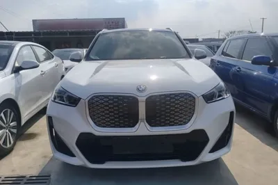 BMW iX1 2023, 25500 км, за 20687 USD