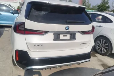 BMW iX1 2023, 25500 км, за 20687 USD