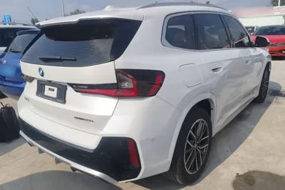 BMW iX1 2023, 25500 км, за 20687 USD - фото 6