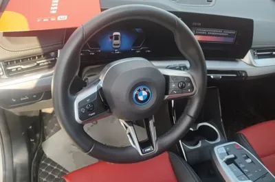 BMW iX1 2023, 25500 км, за 20687 USD - фото 13
