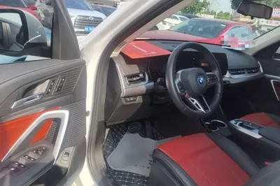 BMW iX1 2023, 25500 км, за 20687 USD - фото 18