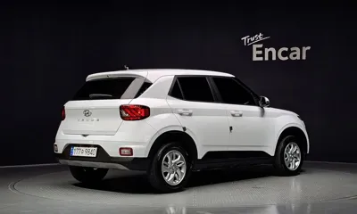 Hyundai Venue 2022, 59830 км, за 9051.24 USD