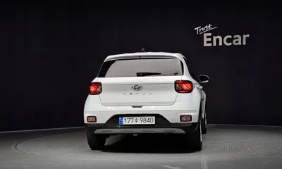 Hyundai Venue 2022, 59830 км, за 9051.24 USD