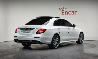 Mercedes-Benz E-Class 2019, 56079 км, за 22687.37 USD