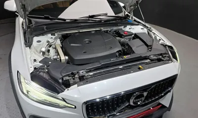 Volvo V60 2019, 38332 км, за 20217.93 USD - фото 6