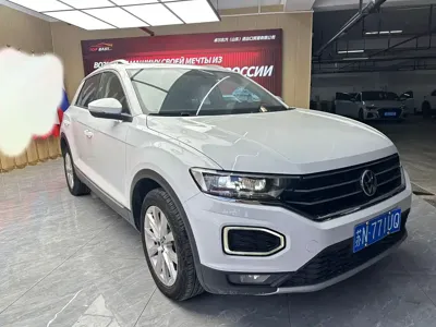 Volkswagen T-Roc 2023, 96000 км, за 11741.97 USD