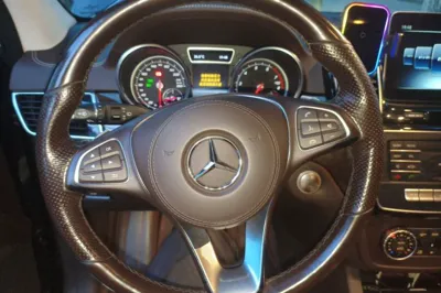 Mercedes-Benz GLS 2018, 126000 км, за 45635 USD - фото 10