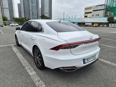Hyundai Grandeur 2020, 100162 км, за 11384.35 USD - фото 6