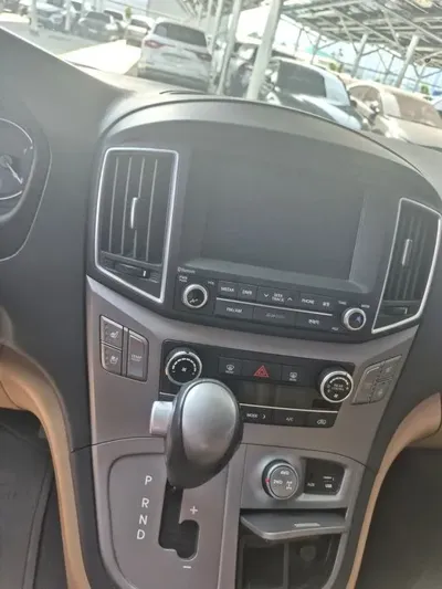Hyundai Starex 2018, 130000 км, за 9583.83 USD - фото 7