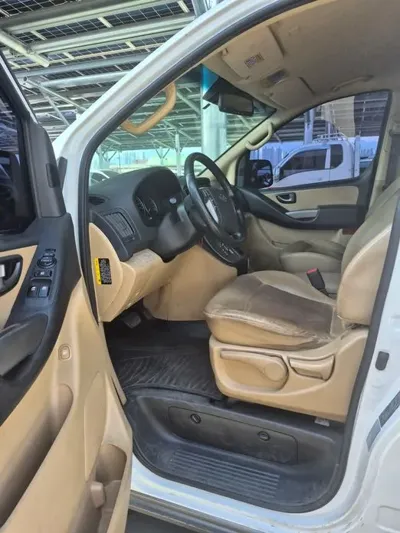 Hyundai Starex 2018, 130000 км, за 9583.83 USD - фото 13