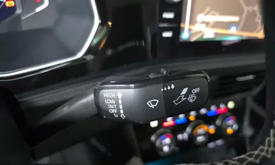 Volkswagen Jetta 2023, 34077 км, за 20021.01 USD - фото 32