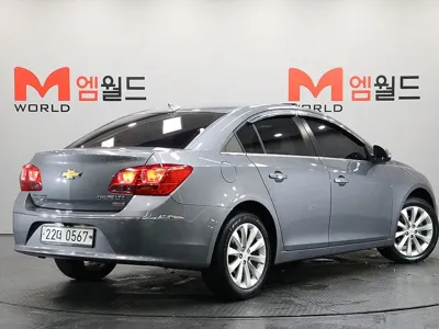 ChevroletGMDaewoo Cruze 2016, 80327 км, за 3575.37 USD