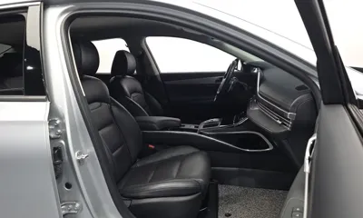 Hyundai Grandeur 2023, 79341 км, за 12964.18 USD - фото 26