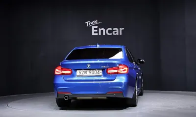 BMW 3-Series 2017, 97739 км, за 9881.03 USD