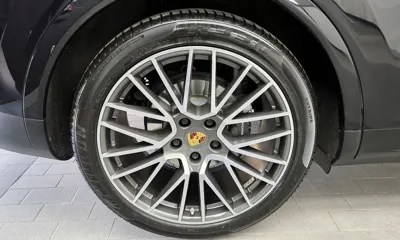 Porsche Cayenne 2019, 74563 км, за 45596.12 USD