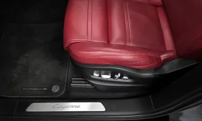 Porsche Cayenne 2019, 74563 км, за 45596.12 USD - фото 31