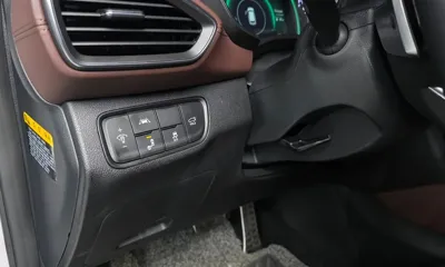 Hyundai Santafe 2019, 57391 км, за 15885.52 USD - фото 29