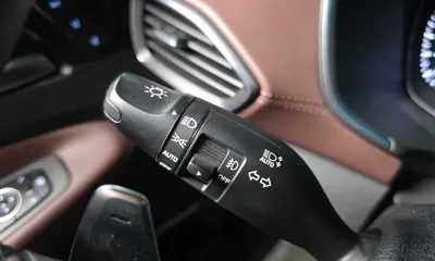 Hyundai Santafe 2019, 57391 км, за 15885.52 USD - фото 32