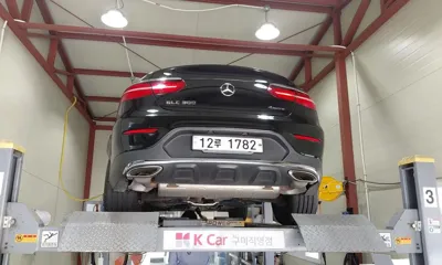Mercedes-Benz GLC-Class 2019, 98926 км, за 19372.03 USD - фото 7