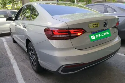 Volkswagen Lavida 2023, 54900 км, за 11426 USD