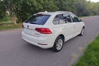 Volkswagen Santana 2017, 65100 км, за 5899 USD