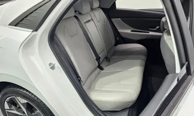 Hyundai Avante 2021, 46910 км, за 12750.47 USD - фото 11
