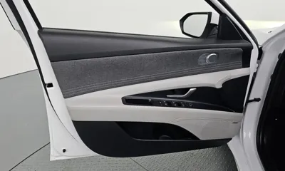 Hyundai Avante 2021, 46910 км, за 12750.47 USD - фото 24