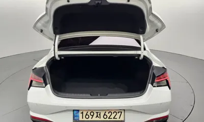 Hyundai Avante 2021, 46910 км, за 12750.47 USD - фото 27