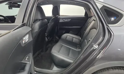 Kia K3 2023, 29601 км, за 11152.68 USD - фото 12