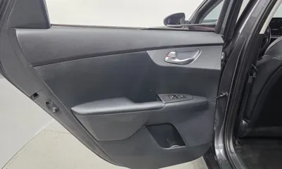 Kia K3 2023, 29601 км, за 11152.68 USD - фото 25