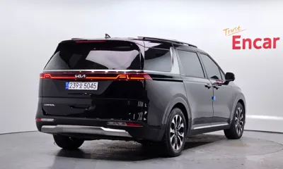 Kia Canival 2023, 110644 км, за 17120.58 USD