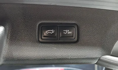 Kia Canival 2023, 52344 км, за 21747.77 USD - фото 20