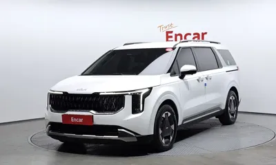 Kia Canival · 2025 год