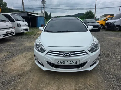 Hyundai i40 · 2012 год