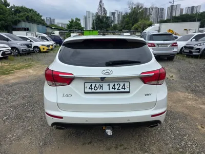 Hyundai i40 2012, 320000 км, за 1962.72 USD