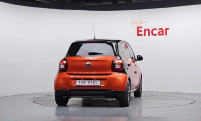 Smart Forfour 2016, 36806 км, за 9844.73 USD