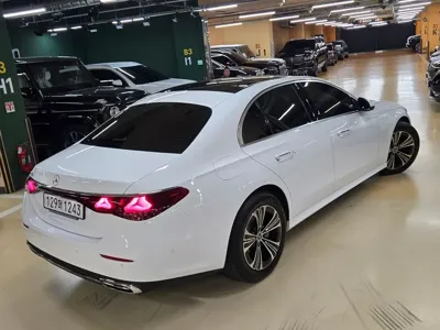 Mercedes-Benz E-Class 2025, 16500 км, за 36562.52 USD