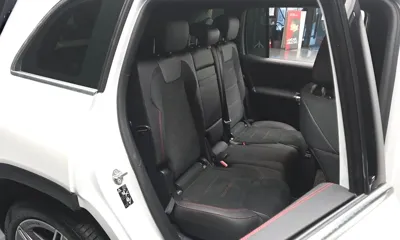 Mercedes-Benz GLB-Class 2022, 8359 км, за 26357.59 USD - фото 11