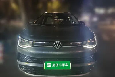 Volkswagen ID.6 X 2021, 65900 км, за 19473 USD
