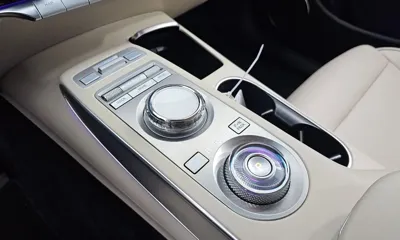 Genesis GV70 2023, 80649 км, за 22121.57 USD - фото 9