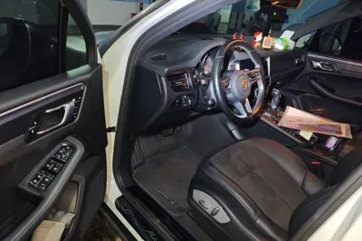 Porsche Macan 2018, 64100 км, за 30010 USD - фото 16