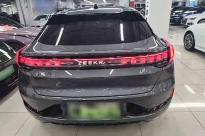 Zeekr 001 2022, 62900 км, за 26618 USD