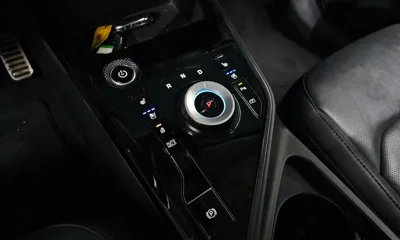 Kia Niro 2023, 76944 км, за 65636.08 USD - фото 9